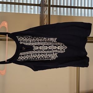 Merona navy and white embroidered tank, size XL